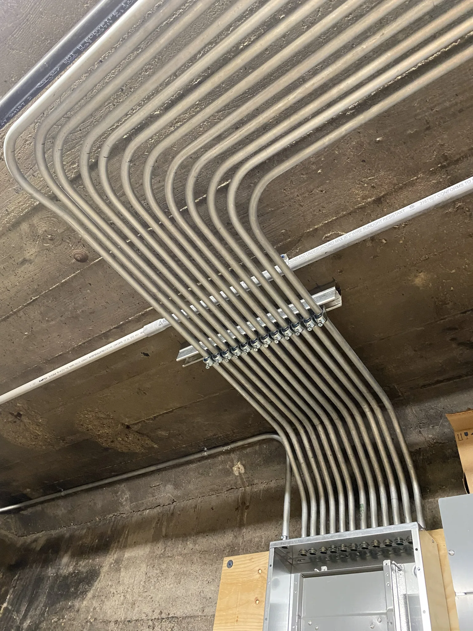 EMT conduit piping